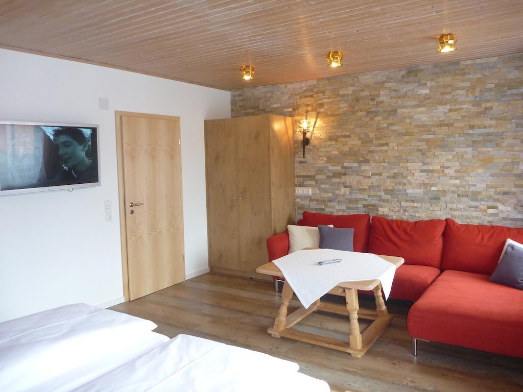 Füssen Gaestehaus Guggomos "Das Allgaeustyle" חדר תמונה