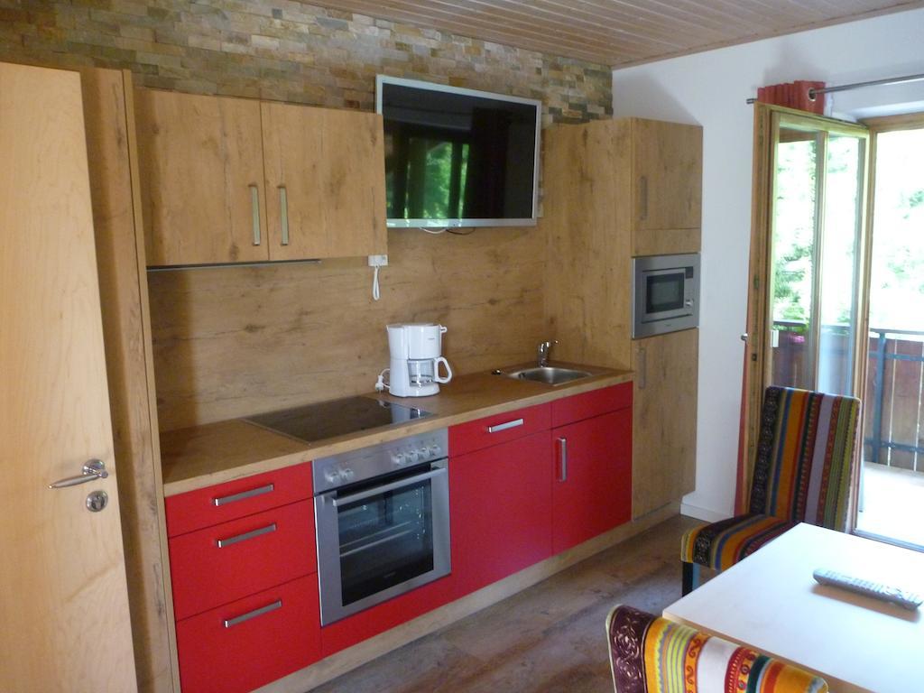 Füssen Gaestehaus Guggomos "Das Allgaeustyle" חדר תמונה