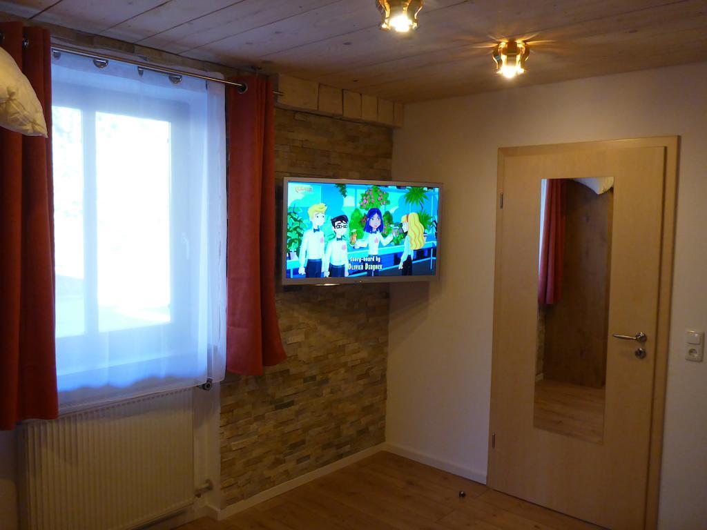 Füssen Gaestehaus Guggomos "Das Allgaeustyle" חדר תמונה