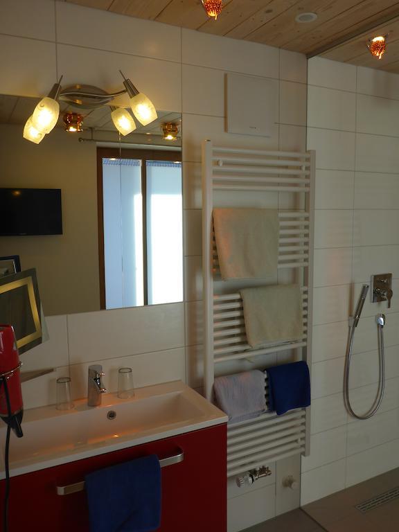 Füssen Gaestehaus Guggomos "Das Allgaeustyle" מראה חיצוני תמונה