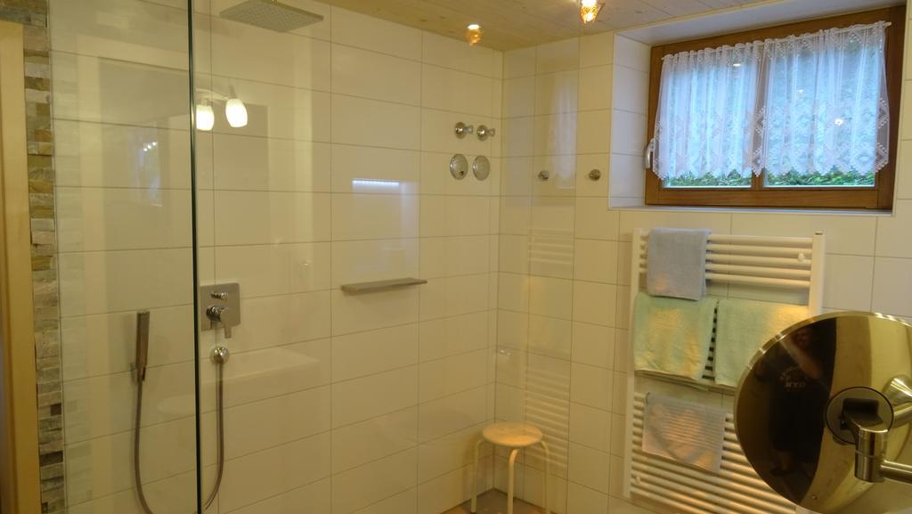 Füssen Gaestehaus Guggomos "Das Allgaeustyle" מראה חיצוני תמונה